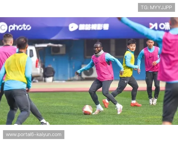 河南队已向阿奇姆彭提供续约合同，核心外援去留引关注