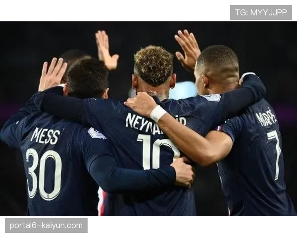 欧足联站席新规要求每排安装防冲撞护栏，多特蒙德面临五位数字改造费用